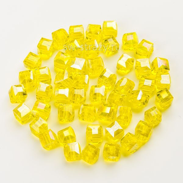 Бусины-кубики 6 мм ярко-желтый прозрачный с радужным эффектом