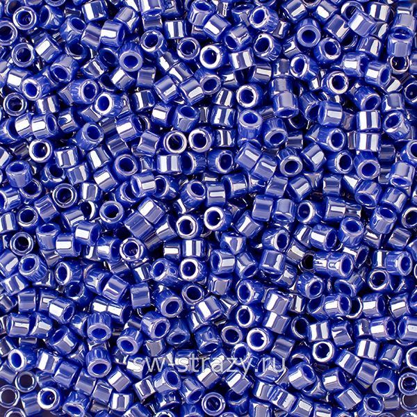 Delica Beads 11/0 DB1569 Opaque Cyan Blue Luster