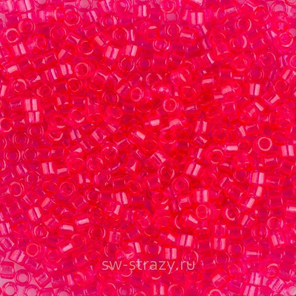 Delica Beads 11/0 DB1308 Dyed Transparent Bubble Gum Pink