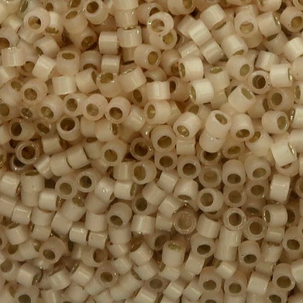 Delica Beads 11/0 DB1452 Silver Lined Pale Peach Opal