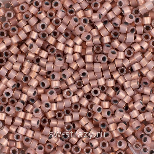 Delica Beads 11/0 DB191 Copper Lined Opal