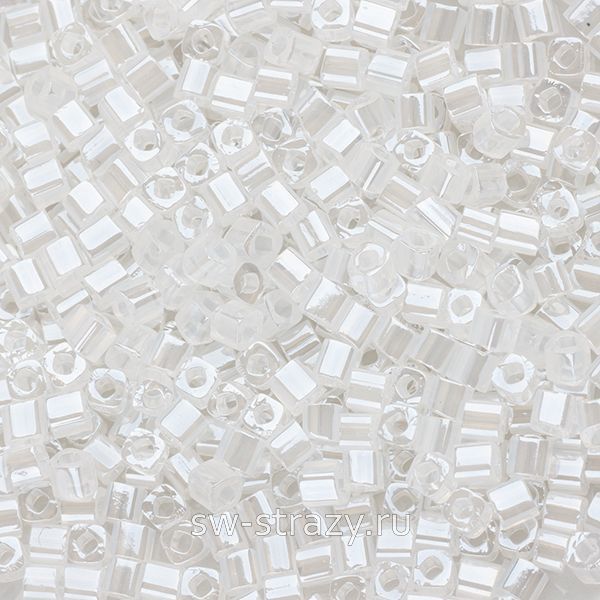 Toho кубический 1,5 mm #0141 Белый, перламутровый