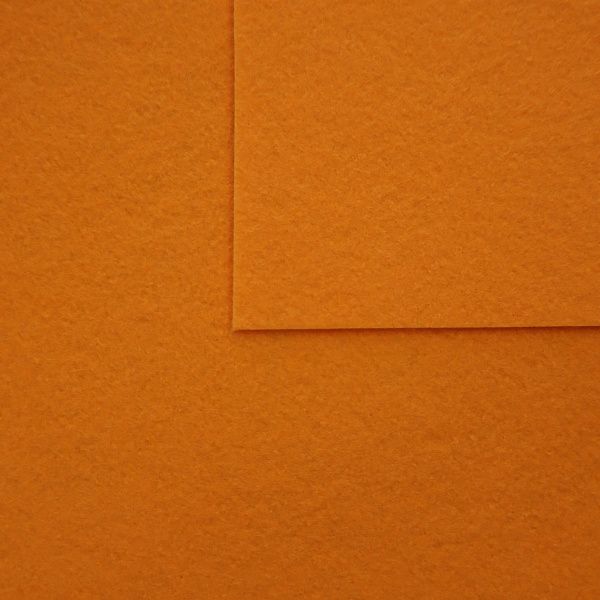 Фетр жесткий лист 20х30см толщина 1мм , апельсин (640) Ideal