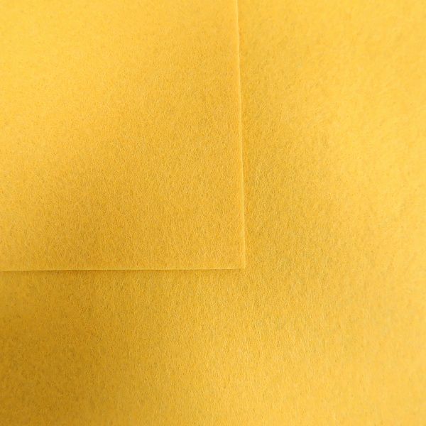 Фетр жесткий лист 20х30см толщина 1мм , желтый (643) Ideal