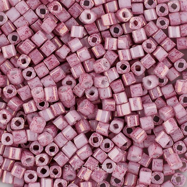 Toho кубический 1,5 mm #1202 Мраморный непрозрачный розовый