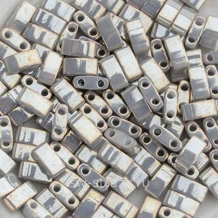 Бисер Half Tila 5х2,4х1,9 mm (TL1865) Opaque Smoke Gray Luster Бисер Half Tila 5х2,4х1,9 mm (TL1865) Opaque Smoke Gray Luster