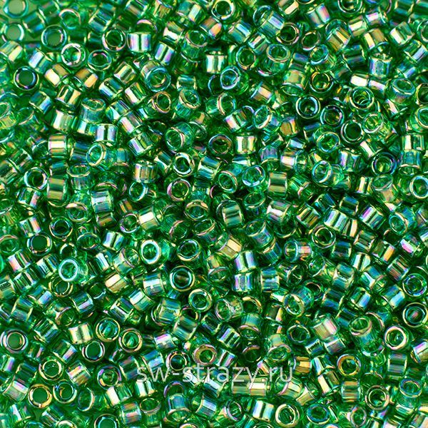 Delica Beads 11/0 DB152 Transparent Green AB