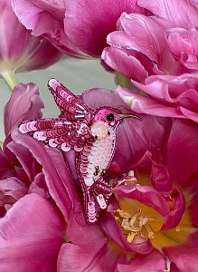 Колибри в розовом оперенье